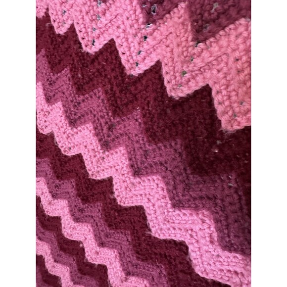 Zig Zag Crochet Blanket Handmade CA KING + Burgundy Pink Tri-Color 82W x 116L - Picture 8 of 10